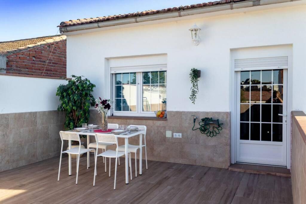 La Casa De Silvia Visita Parque Warner, Madrid Y Alrededores Сан-Мартин-де-ла-Вега Экстерьер фото